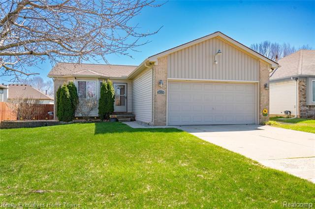 front view picture of 24374 21 Mile Rd, Macomb, MI. 48042