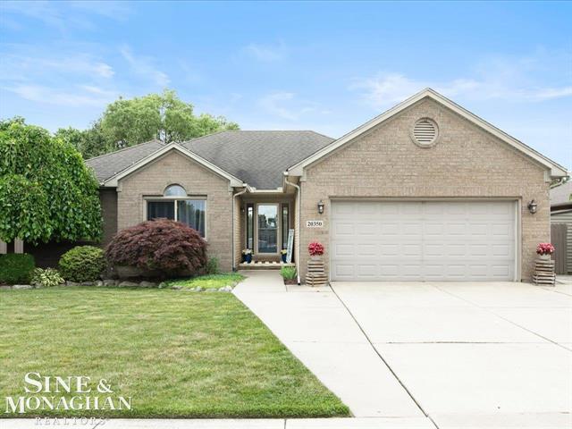 front view picture of 20350 Hummingbird Ln, Macomb, MI. 48044