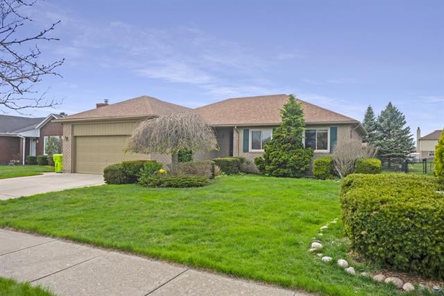 front view picture of 47467 Star Valley Dr, Macomb, MI. 48044