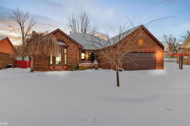 front view picture of 26256 Birchcrest, New Baltimore, MI. 48051