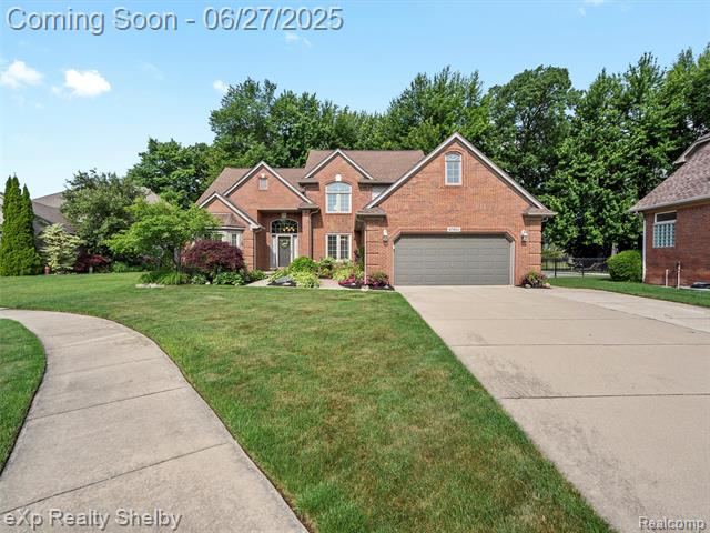 front view picture of 47853 Lavender Ct, Macomb, MI. 48044