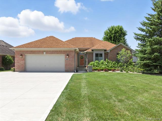 front view picture of 29140 Bay Pointe Dr, New Baltimore, MI. 48047