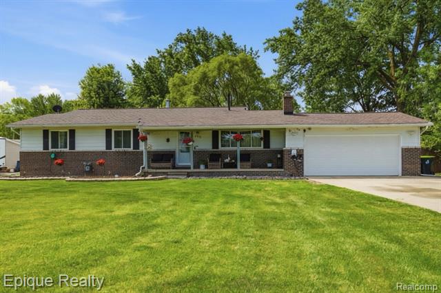 front view picture of 48132 Pheasant, New Baltimore, MI. 48047
