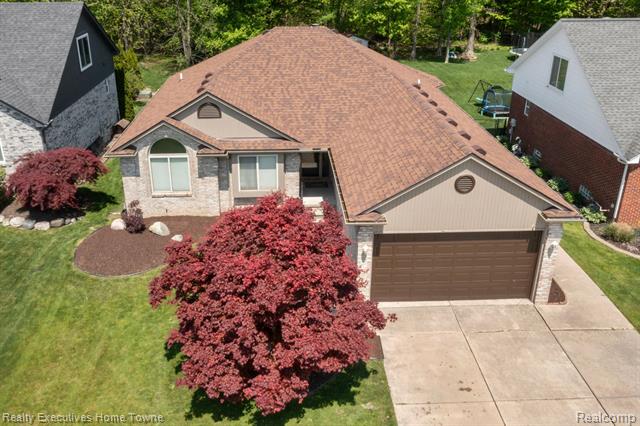 front view picture of 28301 Katie Rd, New Baltimore, MI. 48047