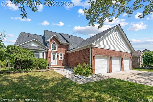 front view picture of 28315 Gold Rd, New Baltimore, MI. 48047