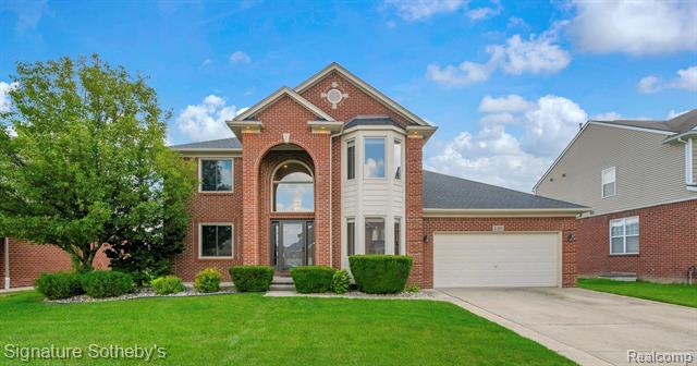 front view picture of 50388 Nantwich Dr, Macomb, MI. 48044