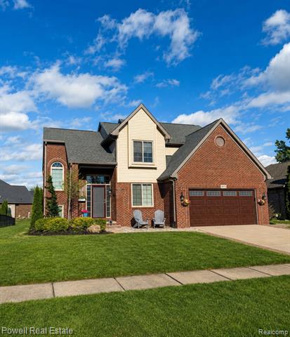 front view picture of 50772 Alden Dr, Macomb, MI. 48044