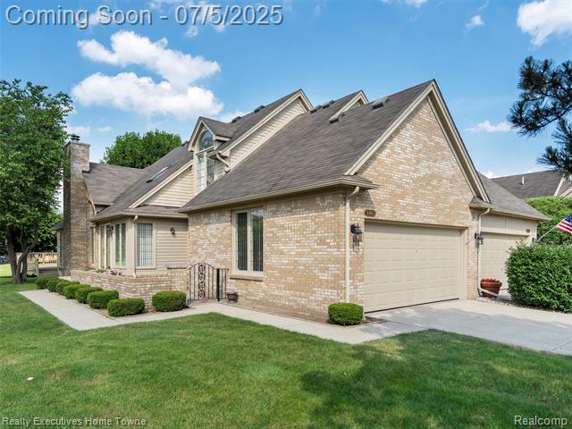 front view picture of 16865 Coral Ln, Macomb, MI. 48042