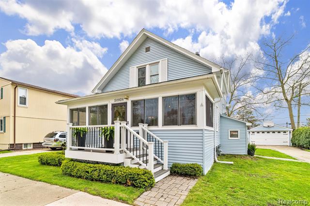 front view picture of 50926 Clay, New Baltimore, MI. 48047