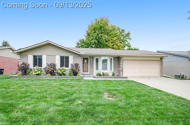 front view picture of 34707 Shorewood, New Baltimore, MI. 48047