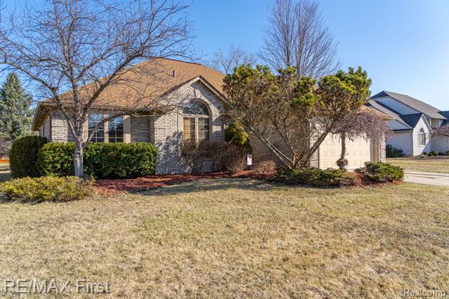 front view picture of 34339 Gillies Rd, New Baltimore, MI. 48047