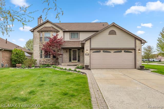front view picture of 53095 Windham Dr, New Baltimore, MI. 48051