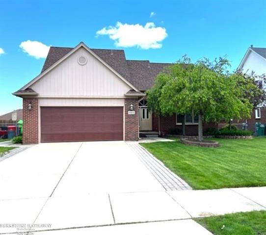 front view picture of 53302 Elysia Dr, New Baltimore, MI. 48051