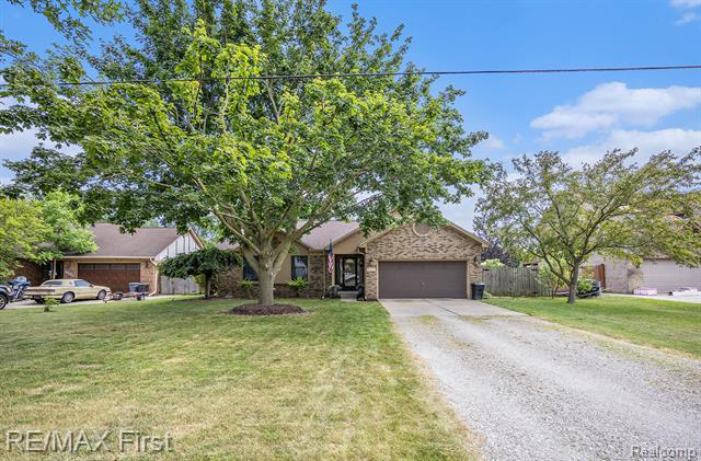 front view picture of 33550 24 Mile Rd, New Baltimore, MI. 48047