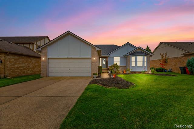 front view picture of 30152 Crescent Dr, New Baltimore, MI. 48051