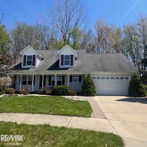 front view picture of 54690 Beacon Cove Ci, New Baltimore, MI. 48047