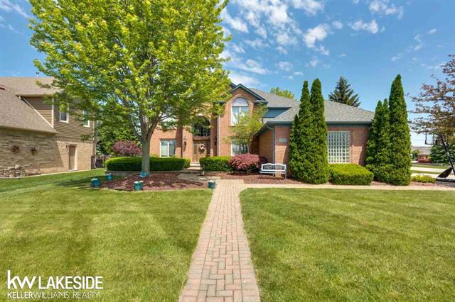 front view picture of 34301 West Hill Dr, New Baltimore, MI. 48047