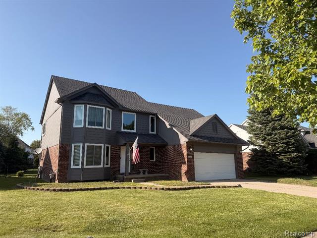 front view picture of 31167 Broderick Dr, New Baltimore, MI. 48051