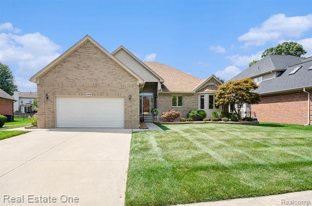 front view picture of 54149 Acadia Dr, Macomb, MI. 48042
