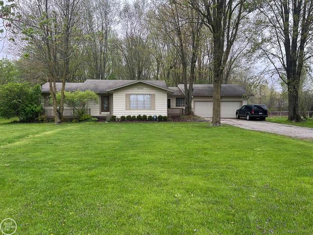 front view picture of 54925 Ridge Rd, New Baltimore, MI. 48047