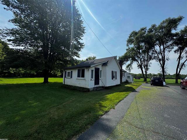 front view picture of 24920 26 Mile Rd, Macomb, MI. 48042