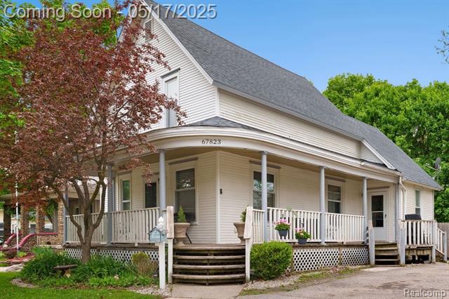front view picture of 67823 Gleason Street, Richmond, MI. 48062