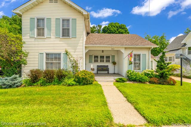 front view picture of 68036 Howard Street, Richmond, MI. 48062