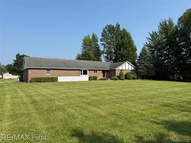front view picture of 53990 Foster Rd, New Baltimore, MI. 48051