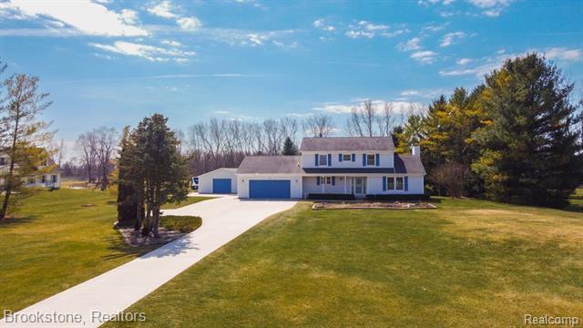 front view picture of 22480 33 Mile Rd, Armada, MI. 48005