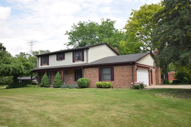 front view picture of 71800 Coon Creek Rd, Armada, MI. 48005