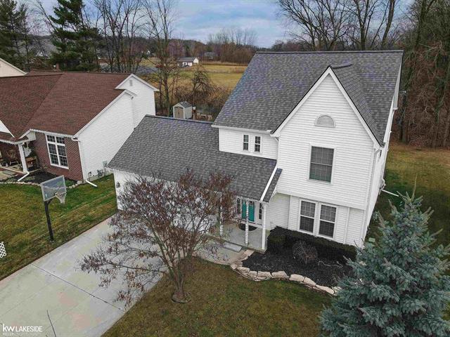 front view picture of 74040 Madison, Armada, MI. 48005