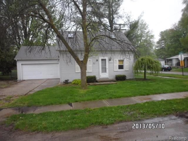 front view picture of 73475 Floral, Armada, MI. 48005
