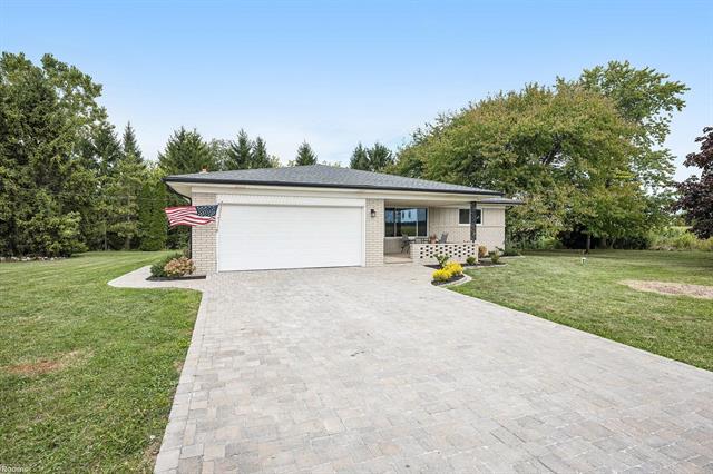 front view picture of 28585 Pratt Rd, Richmond, MI. 48062