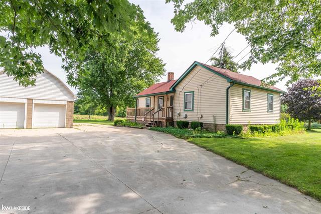 front view picture of 22545 Pratt, Armada, MI. 48005