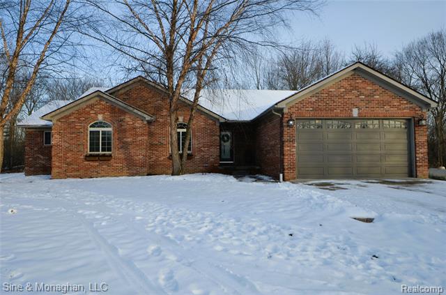 front view picture of 76566 Burman Rd, Richmond, MI. 48062