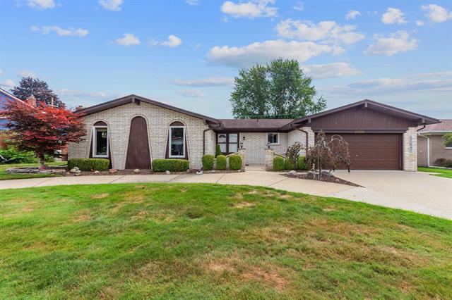 front view picture of 37364 Pocahontas, Clinton Township, MI. 48036
