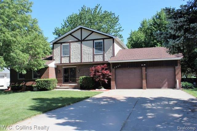 front view picture of 3601 Denson Dr, Sterling Heights, MI. 48310