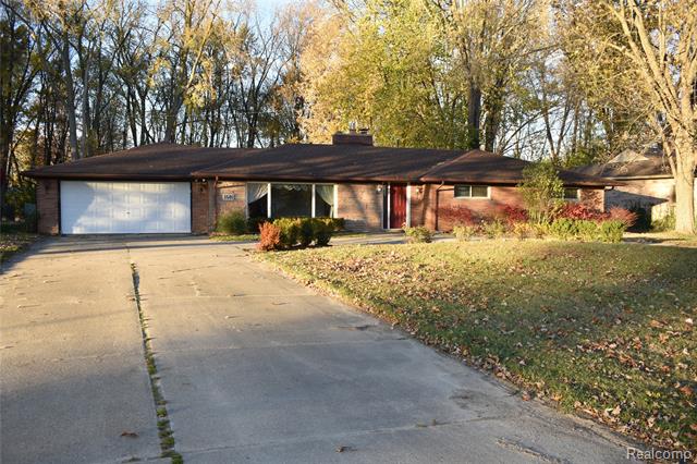 front view picture of 3501 Denson Dr, Sterling Heights, MI. 48310