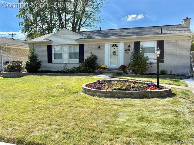 front view picture of 37625 Badger Dr, Sterling Heights, MI. 48312