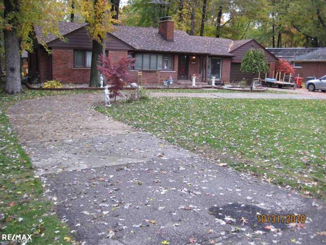 front view picture of 21837 Wendell, Clinton Township, MI. 48036