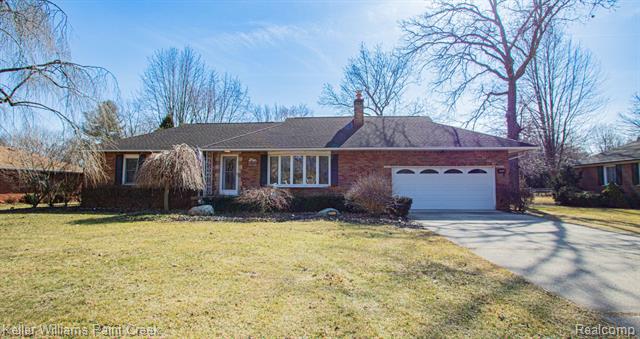 front view picture of 22022 Drexel, Clinton Township, MI. 48036