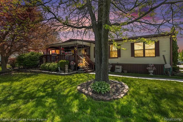 front view picture of 20616 Harmony Dr, Clinton Township, MI. 48036
