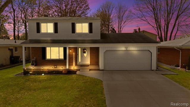 front view picture of 37741 Hacker Dr, Sterling Heights, MI. 48310