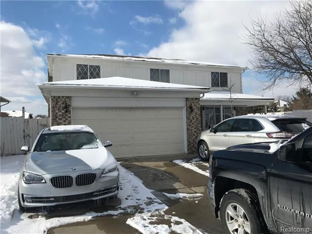 front view picture of 38983 Fairfield Dr, Sterling Heights, MI. 48310