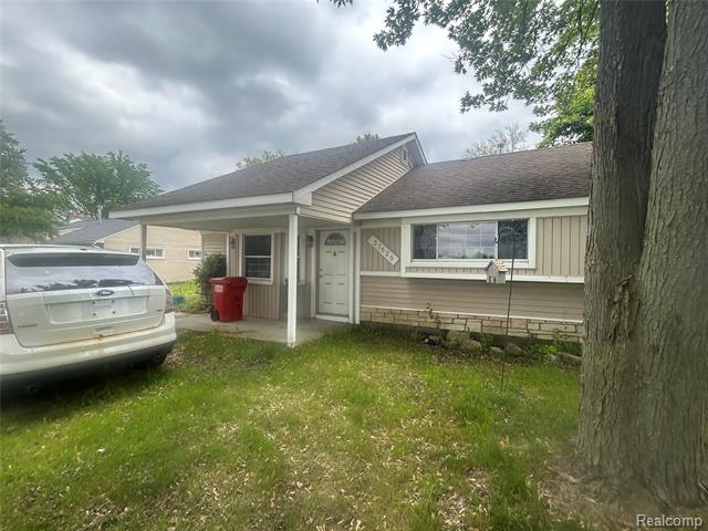 front view picture of 37626 Groesbeck, Clinton Township, MI. 48036