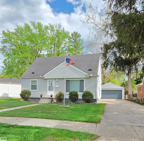front view picture of 1589 Hampton Rd, Mount Clemens, MI. 48043