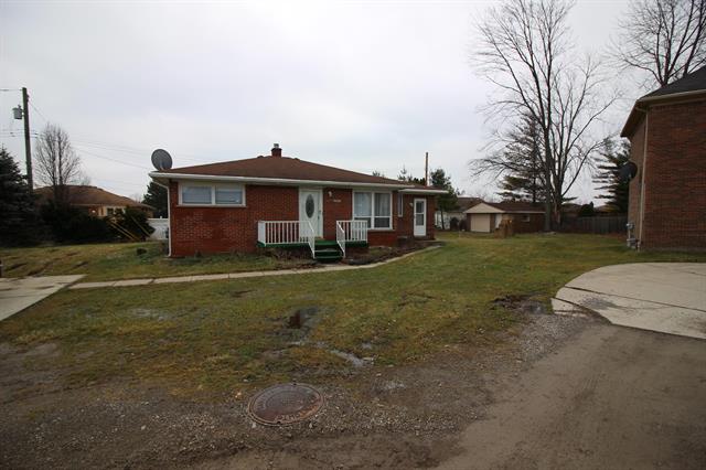 front view picture of 3816 Pokley Court, Sterling Heights, MI. 48310