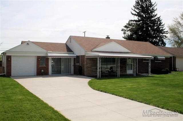 front view picture of 37790 Ingleside, Clinton Township, MI. 48036