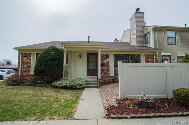 front view picture of 38889 Golfview Dr, Clinton Township, MI. 48038