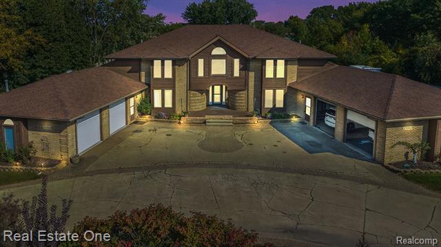 front view for 39860 Ryan Rd, Sterling Heights, Mi. 48310